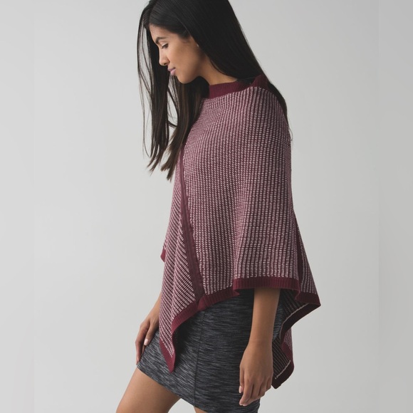 EUC Lululemon On the Go Scarf | Butter Pink/Bordeaux Drama/Wine Berry | One Size - Picture 2 of 12